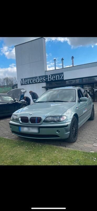 Grün Gebraucht 2005 BMW 325 Limousine | 2.500 € (Fairer Preis) - Bild 1/4