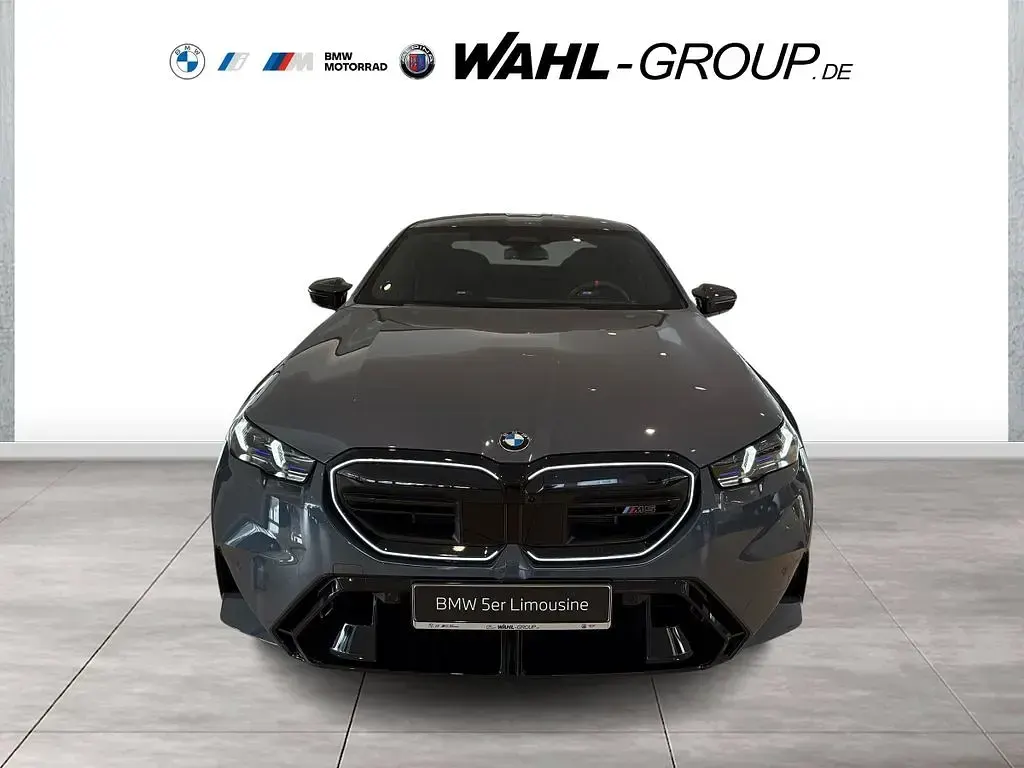 Neu BMW M5 Performance 727 PS (534 kW) 2026 Bmw individual storm bay metal Limousine