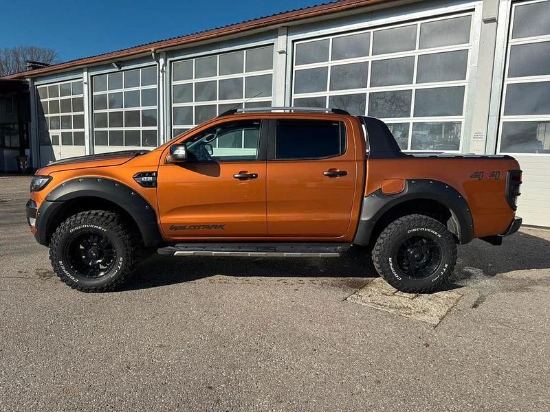 Gebraucht Ford Ranger Wildtrack 200 PS (147 kW) 2017 Orange Pickup