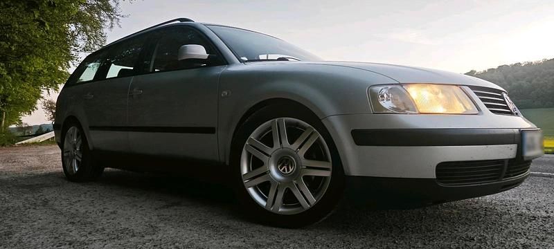 Gebraucht VW Passat 116 PS (85 kW) 2000 Silber Kombi