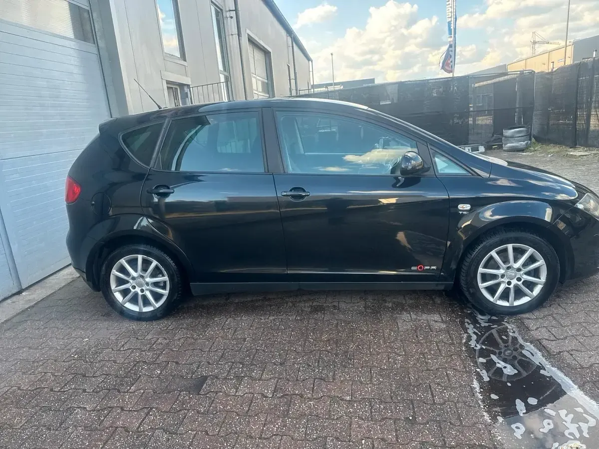 Używany Seat Altea Copa 125 KM (91 kW) 2012 Czarny Kombi