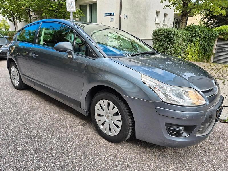 Grau Gebraucht 2008 Citroën C4 Coupé | 1.600 € (Fairer Preis) - Bild 1/4