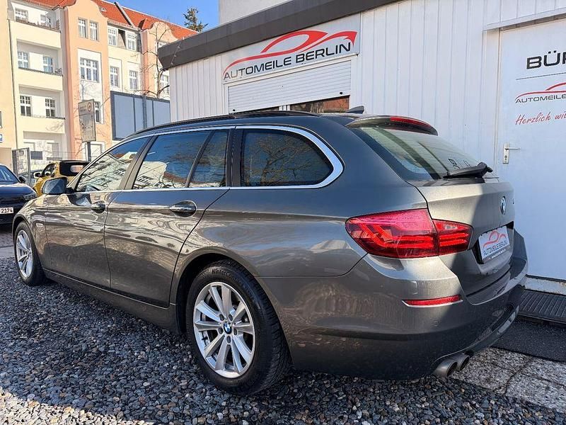 Gebraucht BMW 520 184 PS (135 kW) 2015 Grau Kombi