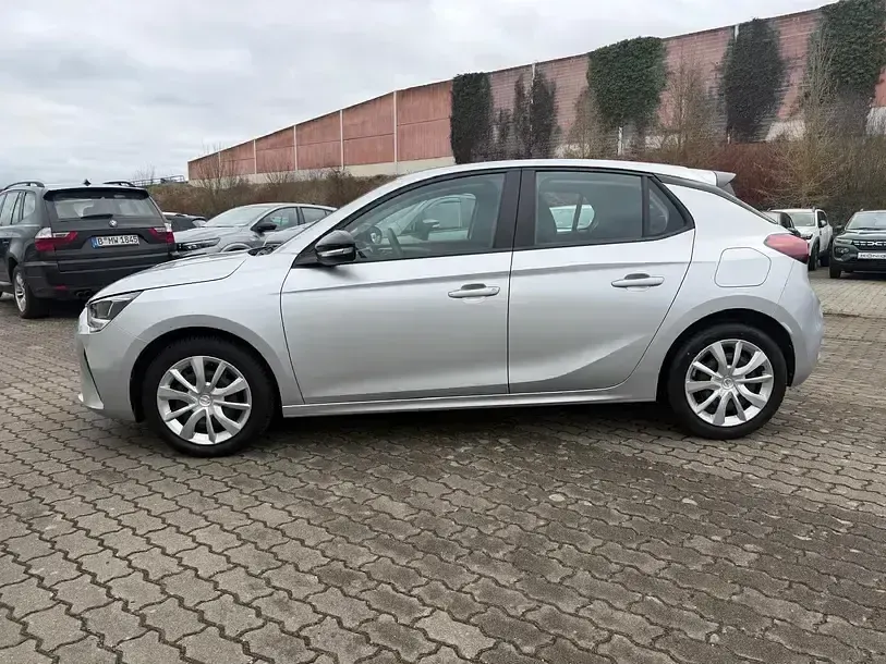 Używany Opel Corsa Edition 75 KM (55 kW) 2023 Srebrny Hatchback
