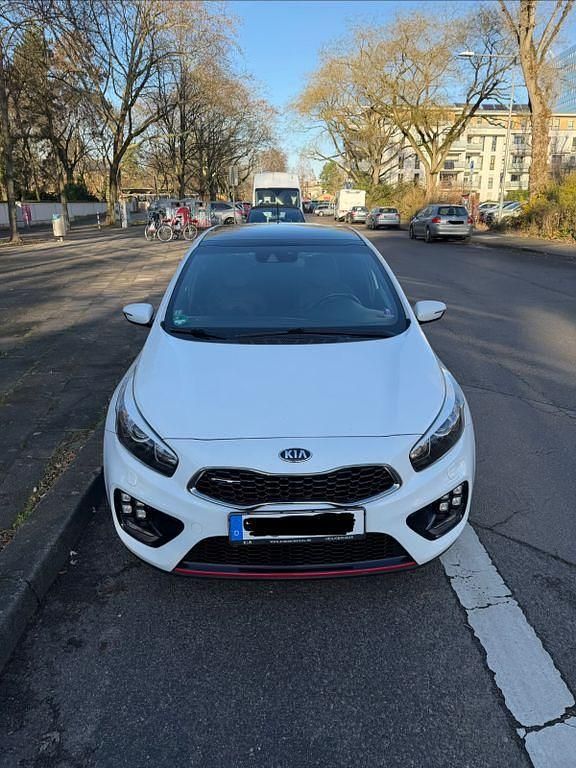 Gebraucht Kia Ceed GT-Track 204 PS (150 kW) 2014 Weiß Kleinwagen