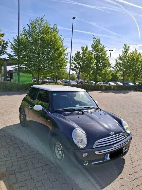 Używany Mini Cooper 116 KM (85 kW) 2006 Czarny Hatchback