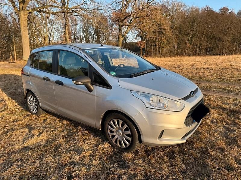 Gebraucht Ford B-MAX Ambiente 90 PS (66 kW) 2013 Silber Van / Kleinbus