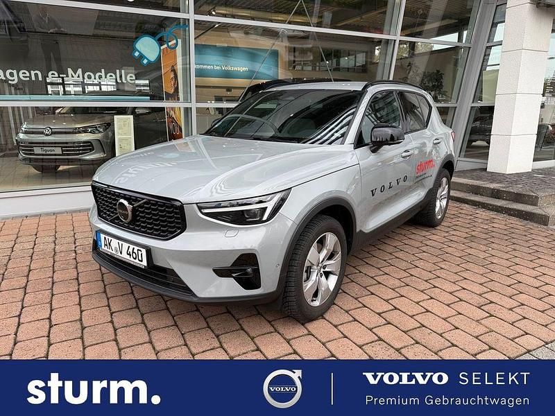 Vapour grey / metallic Gebraucht 2025 Volvo XC40 Plus SUV | 41.890 € (Teuer) - Bild 1/4