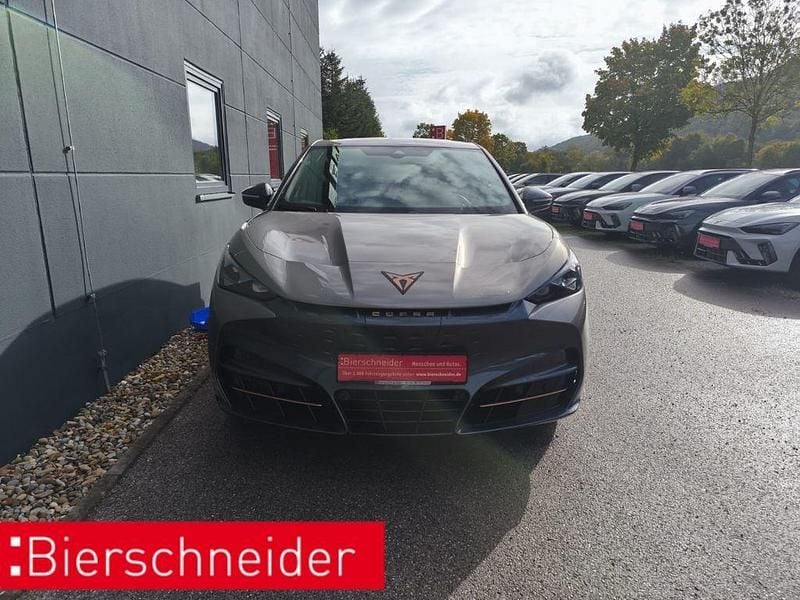 Braun Neu 2025 Cupra Tavascan VZ SUV | 48.950 € (Guter Preis) - Bild 1/4