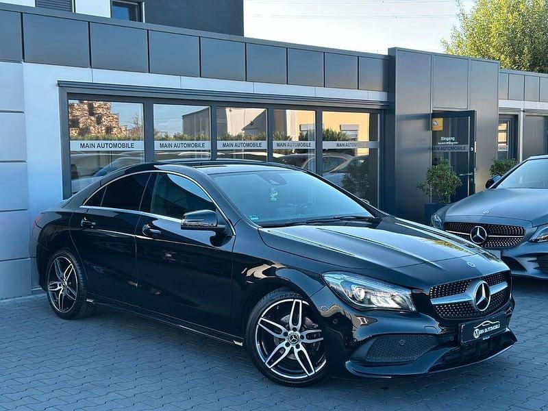 Schwarz Gebraucht 2018 Mercedes CLA200 AMG Coupé | 22.890 € (Fairer Preis) - Bild 1/4
