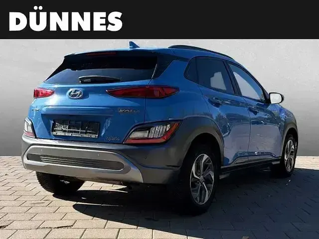 Gebraucht Hyundai Kona Prime 141 PS (103 kW) 2021 Blau (surfy blue) SUV