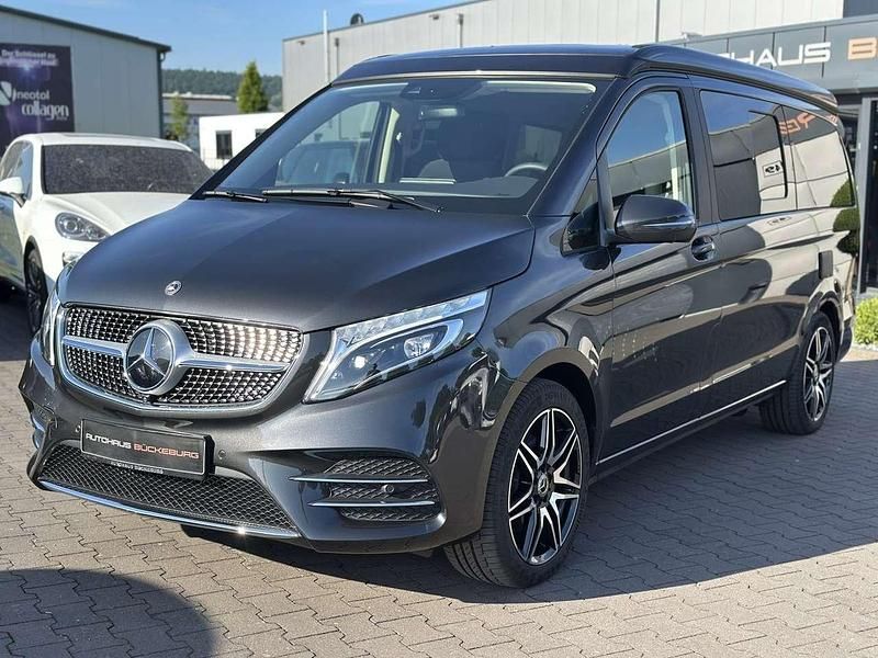 Lackfarbe graphitgrau metallic Gebraucht 2024 Mercedes V300 Marco Polo Van / Kleinbus | 74.900 € (Fairer Preis) - Bild 1/4