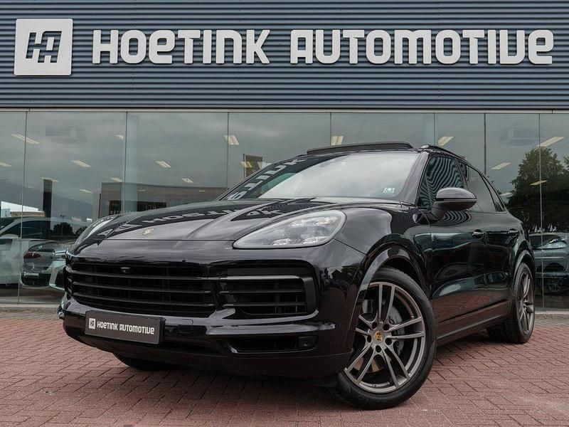 Schwarz Gebraucht 2018 Porsche Cayenne SUV | 50.000 € (Etwas zu teuer) - Bild 1/4