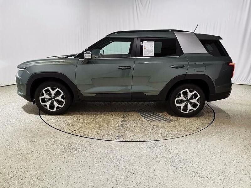 Gebraucht Ssangyong (KGM) Torres 163 PS (119 kW) 2023 Forest green SUV