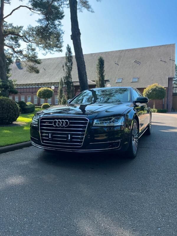Schwarz Gebraucht 2016 Audi A8 Limousine | 22.600 € (Superpreis) - Bild 1/4