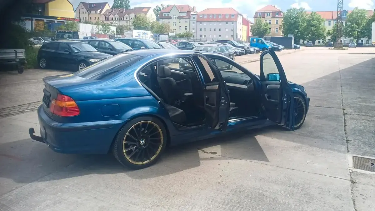 Gebraucht BMW 316 115 PS (84 kW) 2003 Blau Limousine