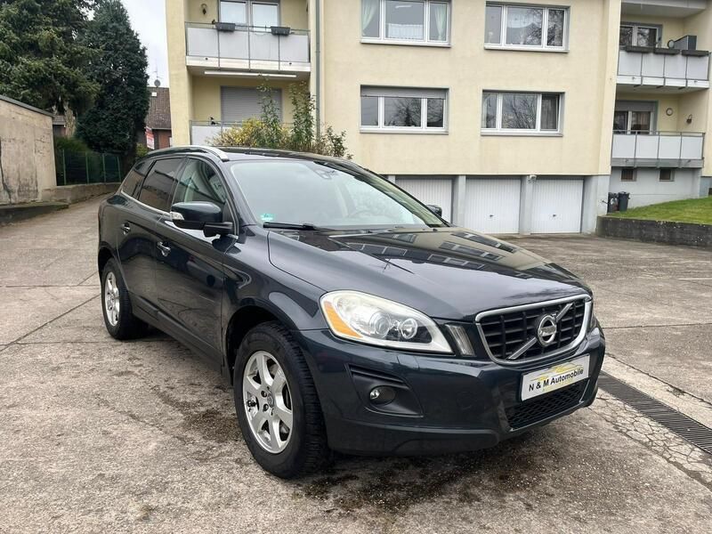 Grau Gebraucht 2009 Volvo XC60 Summum SUV | 7.500 € (Guter Preis) - Bild 1/4