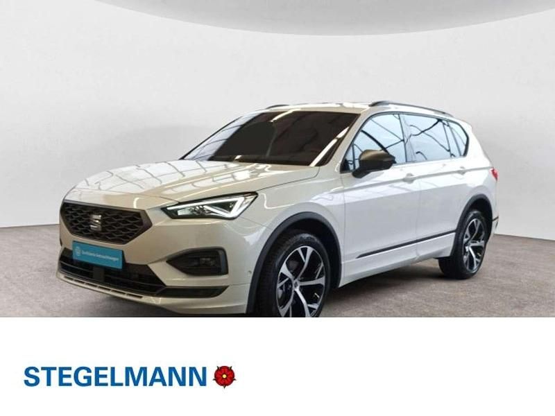"orix" weiss Gebraucht 2024 Seat Tarraco FR SUV | 48.950 € - Bild 1/4