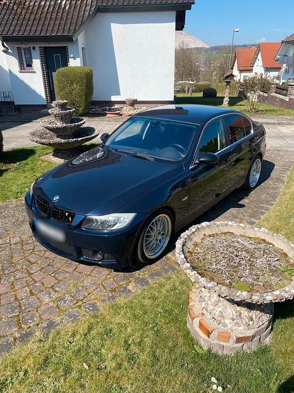 Gebraucht BMW 325 218 PS (160 kW) 2005 Blau Limousine