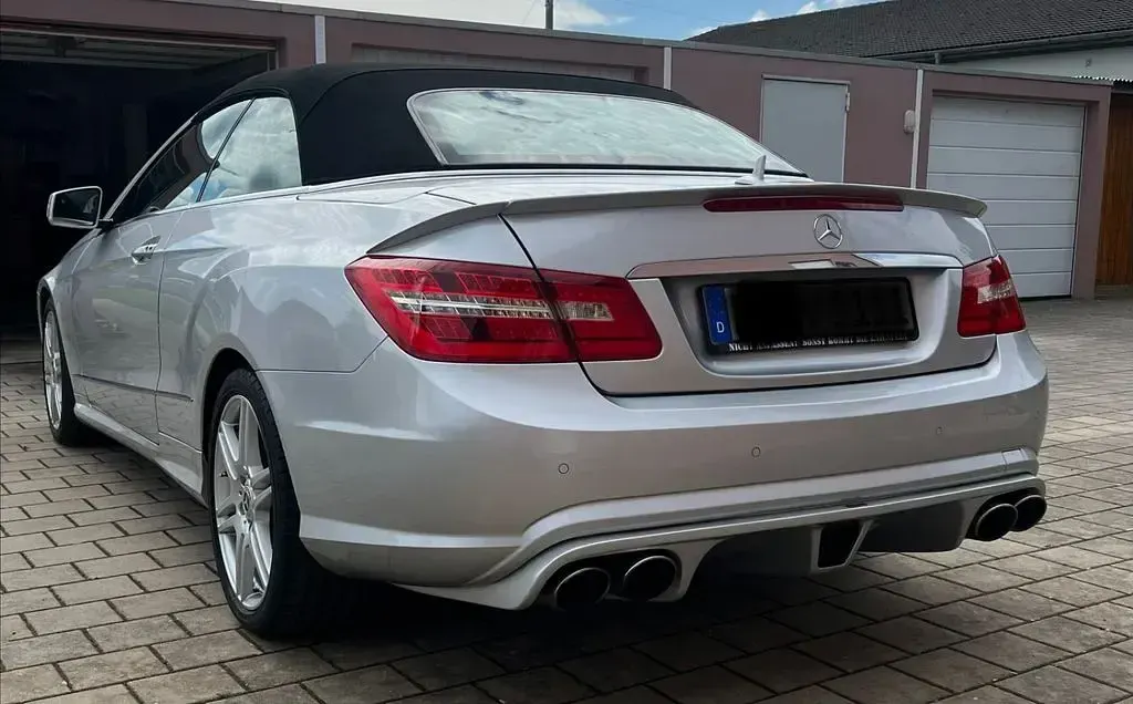 Gebraucht Mercedes E250 204 PS (150 kW) 2013 Silber Cabrio