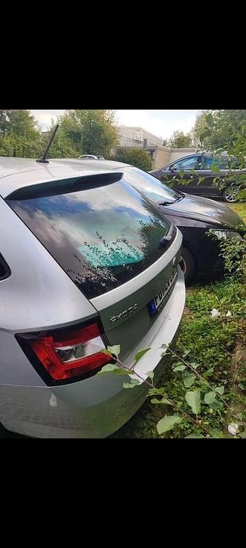 Gebraucht Skoda Fabia 105 PS (77 kW) 2016 Silber Kleinwagen