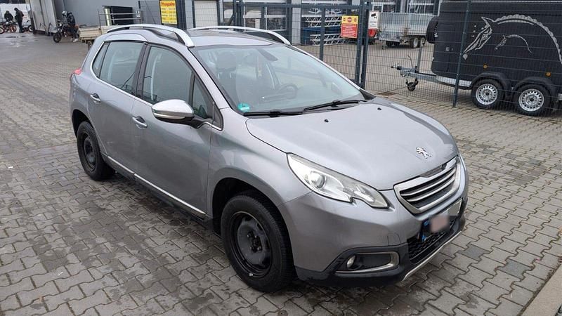 Gebraucht Peugeot 2008 Allure 82 PS (60 kW) 2014 Grau SUV