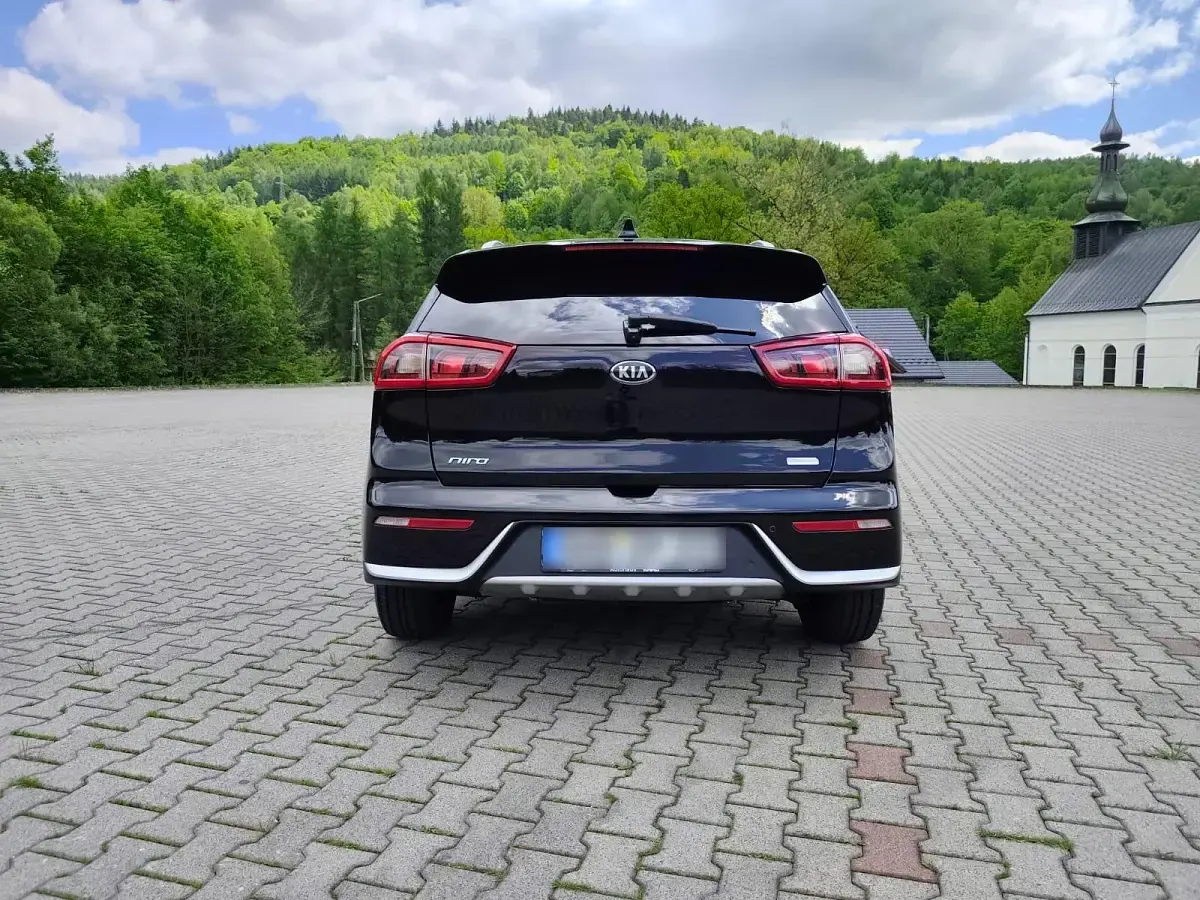 Gebraucht Kia Niro Edition 7 141 PS (103 kW) 2018 Schwarz SUV
