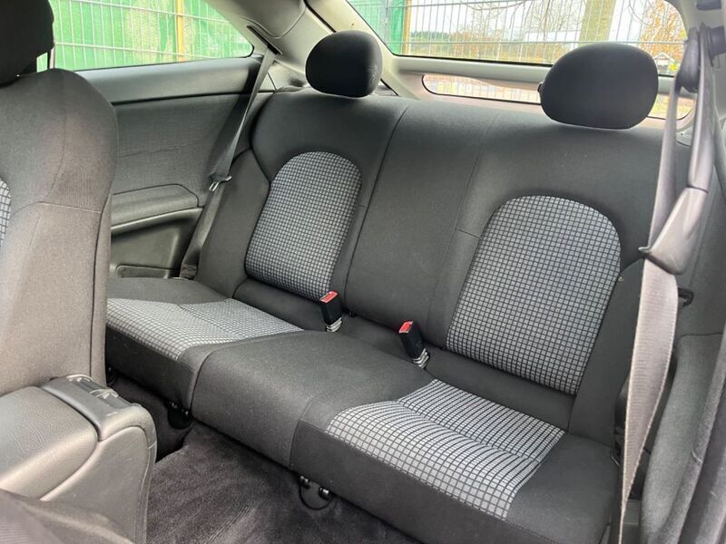 Gebraucht Mercedes C200 122 PS (89 kW) 2006 Grau Coupé