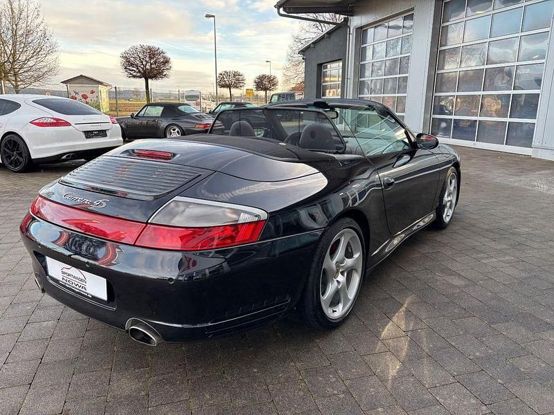 Gebraucht Porsche 911 Carrera 4S Cabriolet 320 PS (235 kW) 2004 Basaltschwarzmetallic Cabrio