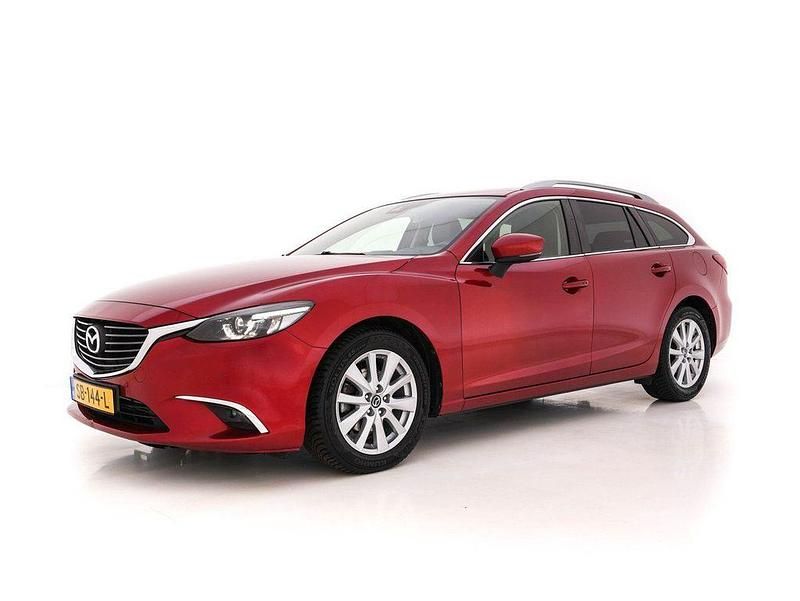 Gebraucht Mazda 6 150 PS (110 kW) 2018 Rot Limousine