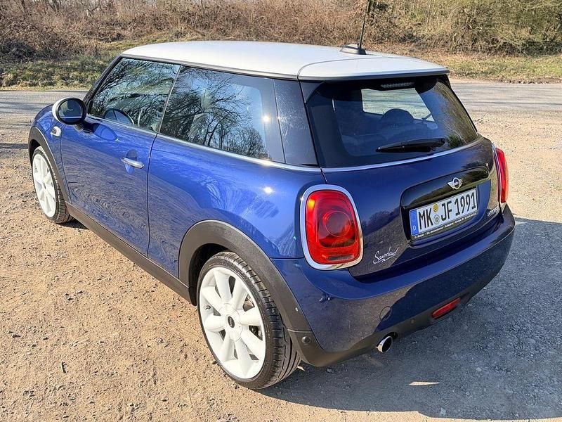 Gebraucht Mini Cooper 136 PS (100 kW) 2018 Blau Kleinwagen