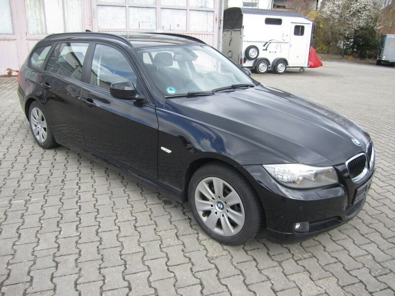 Schwarz ii Gebraucht 2012 BMW 320 Kombi | 8.500 € (Superpreis) - Bild 1/4