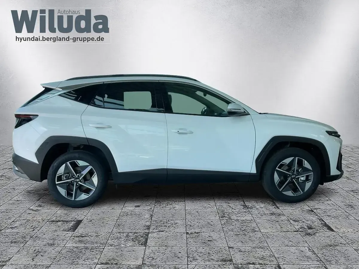 Neu Hyundai Tucson Trend 239 PS (175 kW) 2026 Atlas white SUV