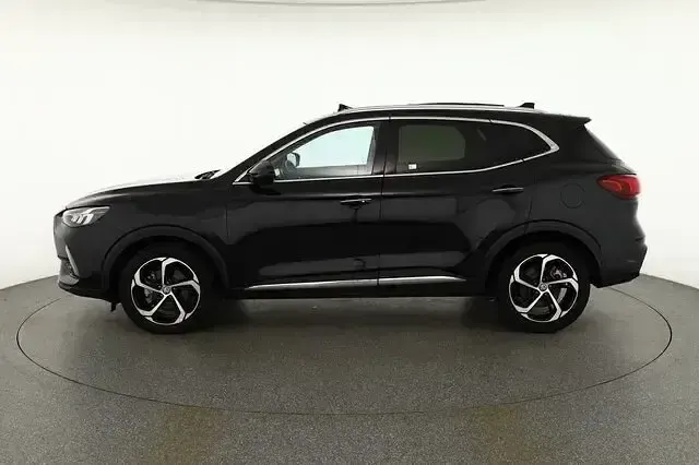 Second-hand MG HS Luxury 162 CP (119 kW) 2024 Negru SUV