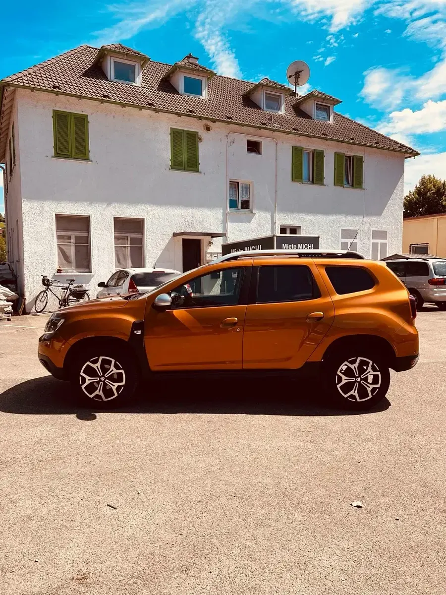 Gebraucht Dacia Duster 114 PS (83 kW) 2019 Gold SUV