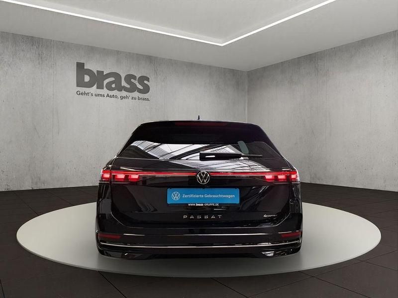 Gebraucht VW Passat Elegance 193 PS (141 kW) 2024 Grenadillschwarz metallic Kombi