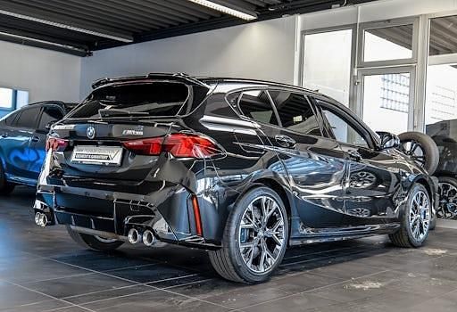 Gebraucht BMW M135 Shadowline 300 PS (220 kW) 2025 Schwarz Kleinwagen