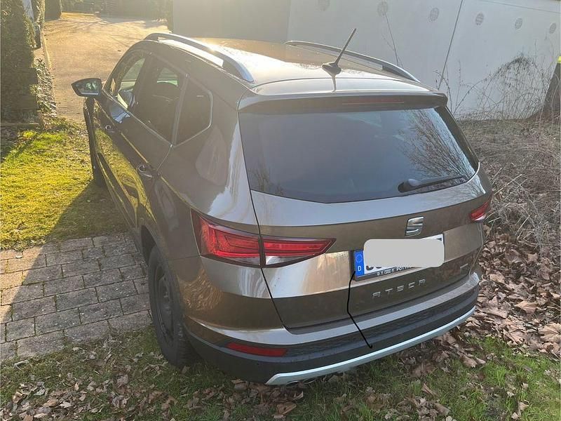 Gebraucht Seat Ateca 4Drive 190 PS (139 kW) 2017 Gold SUV