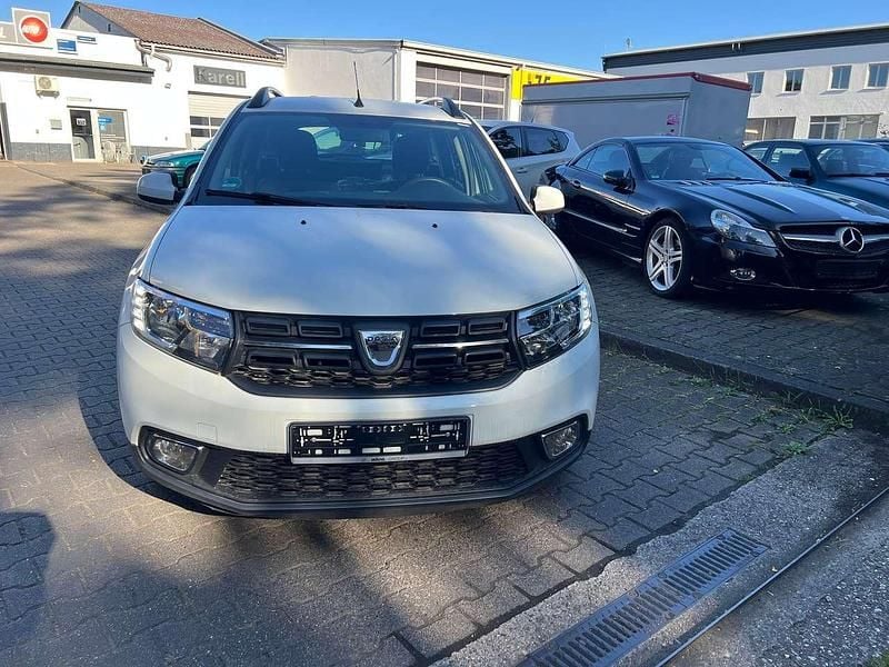 Other Gebraucht 2019 Dacia Logan Comfort Limousine | 8.390 € (Guter Preis) - Bild 1/4