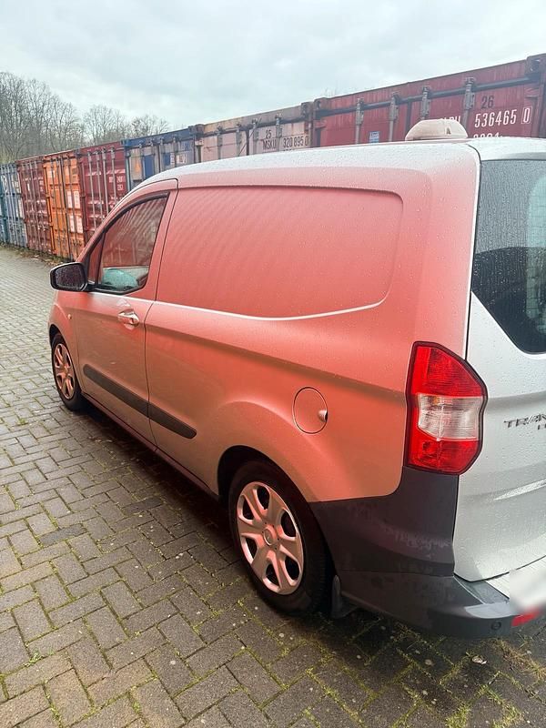 Gebraucht Ford Transit 105 PS (77 kW) 2016 Silber Van / Kleinbus