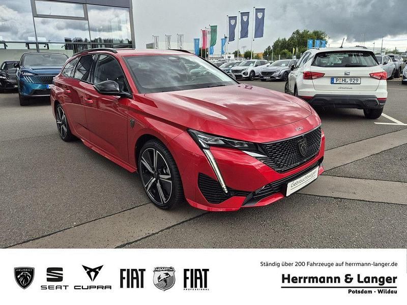 Rot / elixir rot metallic (metallic) Gebraucht 2024 Peugeot 308 GTi Kombi | 25.999 € (Fairer Preis) - Bild 1/4
