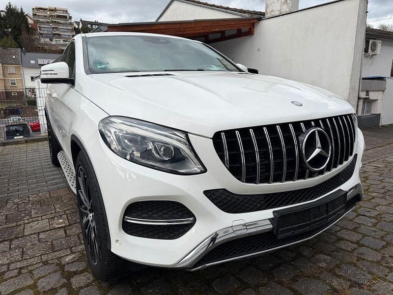 Gebraucht Mercedes GLE350 AMG line 258 PS (189 kW) 2015 Weiß Coupé
