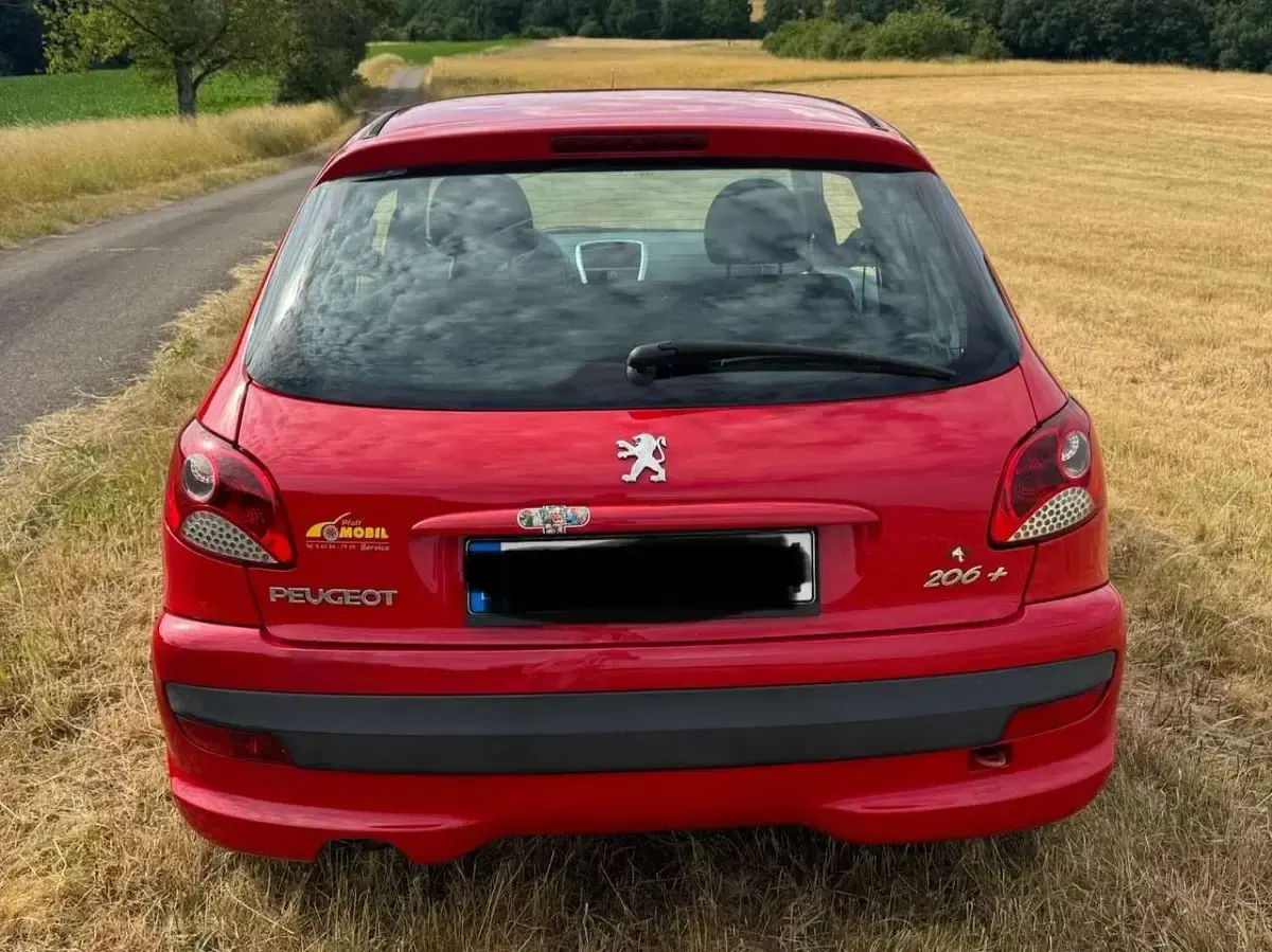 Gebraucht Peugeot 206 75 PS (55 kW) 2009 Rot Limousine