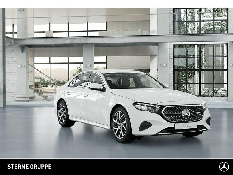 Gebraucht Mercedes E300 Avantgarde 313 PS (230 kW) 2025 Weiß Limousine