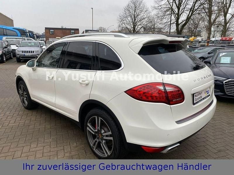 Gebraucht Porsche Cayenne 211 PS (155 kW) 2010 Weiß SUV