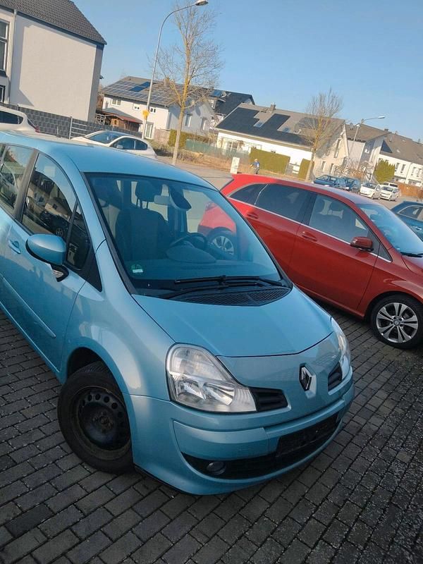 Gebraucht Renault Modus 100 PS (73 kW) 2008 Beige Van / Kleinbus