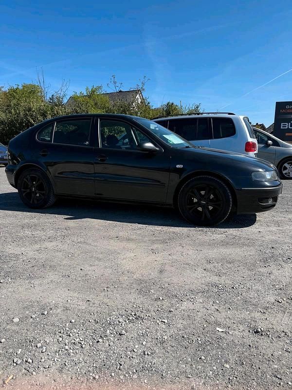 Usata Seat Leon 2005 Nero Utilitaria