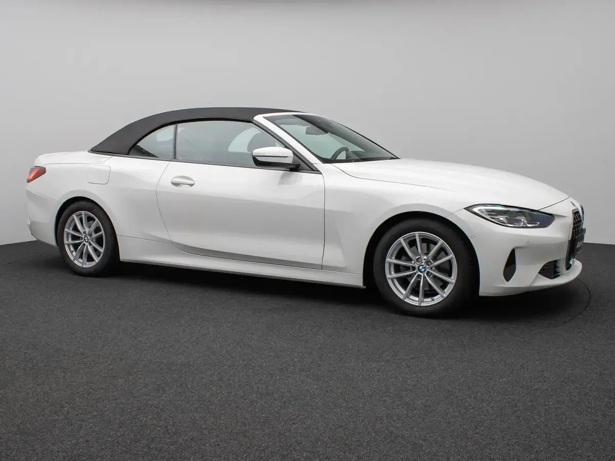Gebraucht BMW 420 Cabriolet Sport Line 184 PS (135 kW) 2022 Alpinweiß uni 300braun Cabrio