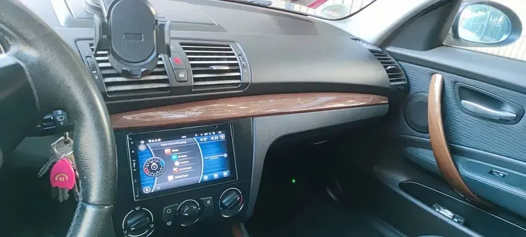 Gebraucht BMW 116 122 PS (89 kW) 2008 Schwarz Kleinwagen