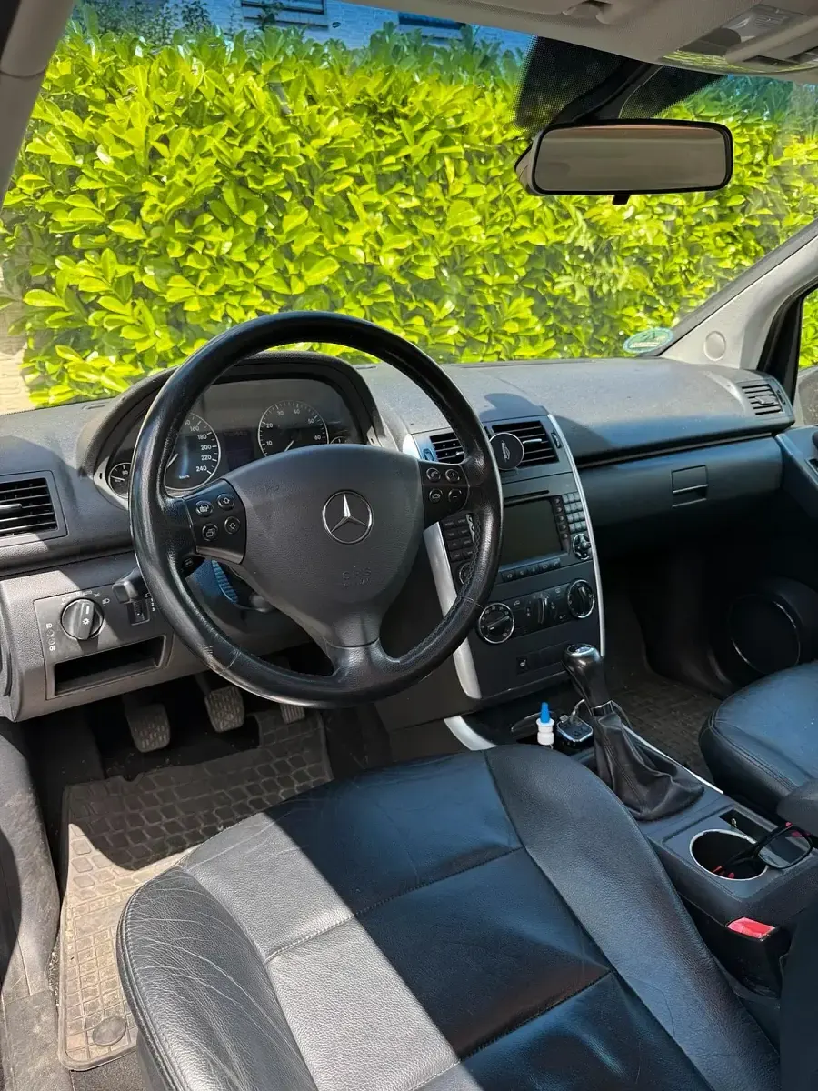 Gebraucht Mercedes A200 139 PS (102 kW) 2004 Schwarz Kleinwagen